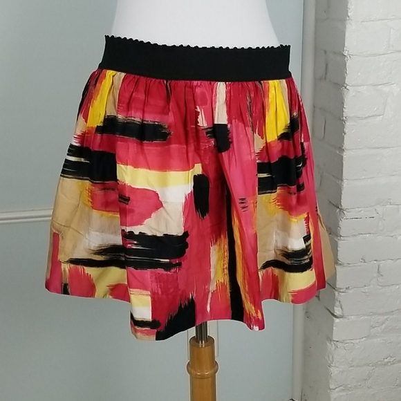 love..ady skirt - Picture 3 of 4